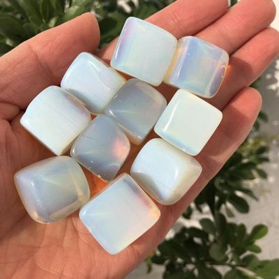 BYCIFRLG Polished Opal Crystal