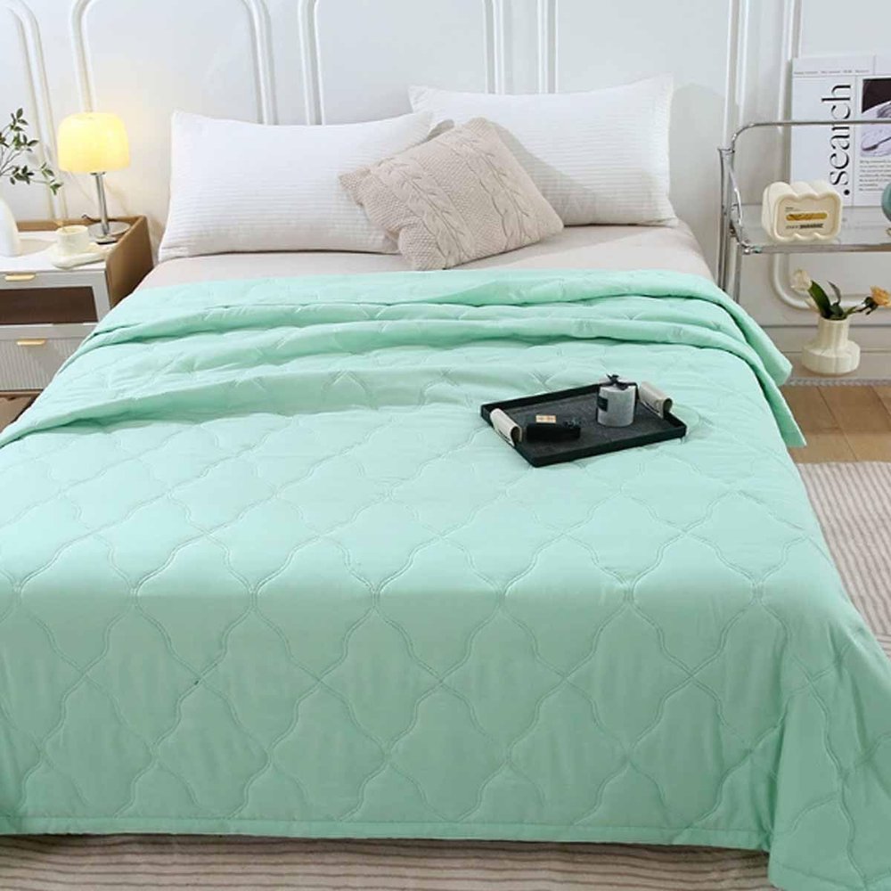 Ice Blankets All-Season Cooling Quilt for Hot Sleepers