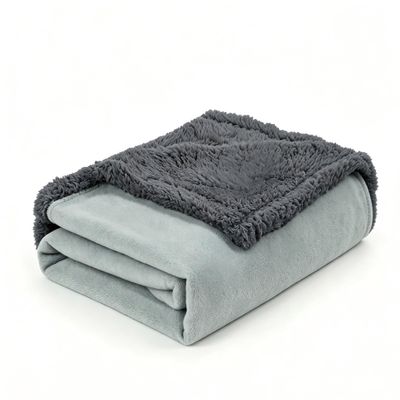 Kritter Planet Waterproof Dog Blanket, Small 63x76cm, Lt Gray/Dk Gray