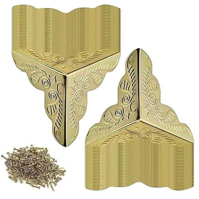 Antique Decorative Dust Corners for Stairs