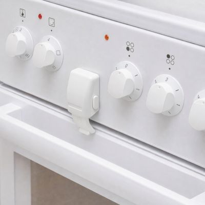 Child Safety Lock for Oven Door, White, 1 pc.