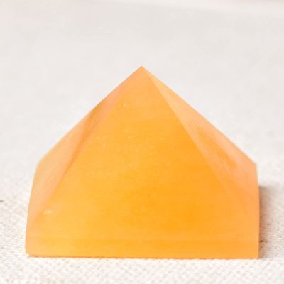 AUOQKQUT Natural Fluorite Quartz Crystal Pyramid, Yellow Urine, 1 Piece