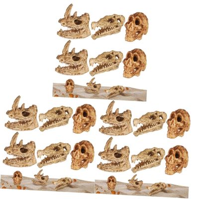 Ciieeo 18-Piece Miniature Animal Skull Statues for Aquariums and Desks