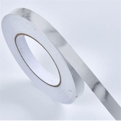 50 m Peel-and-Stick Wallpaper Border