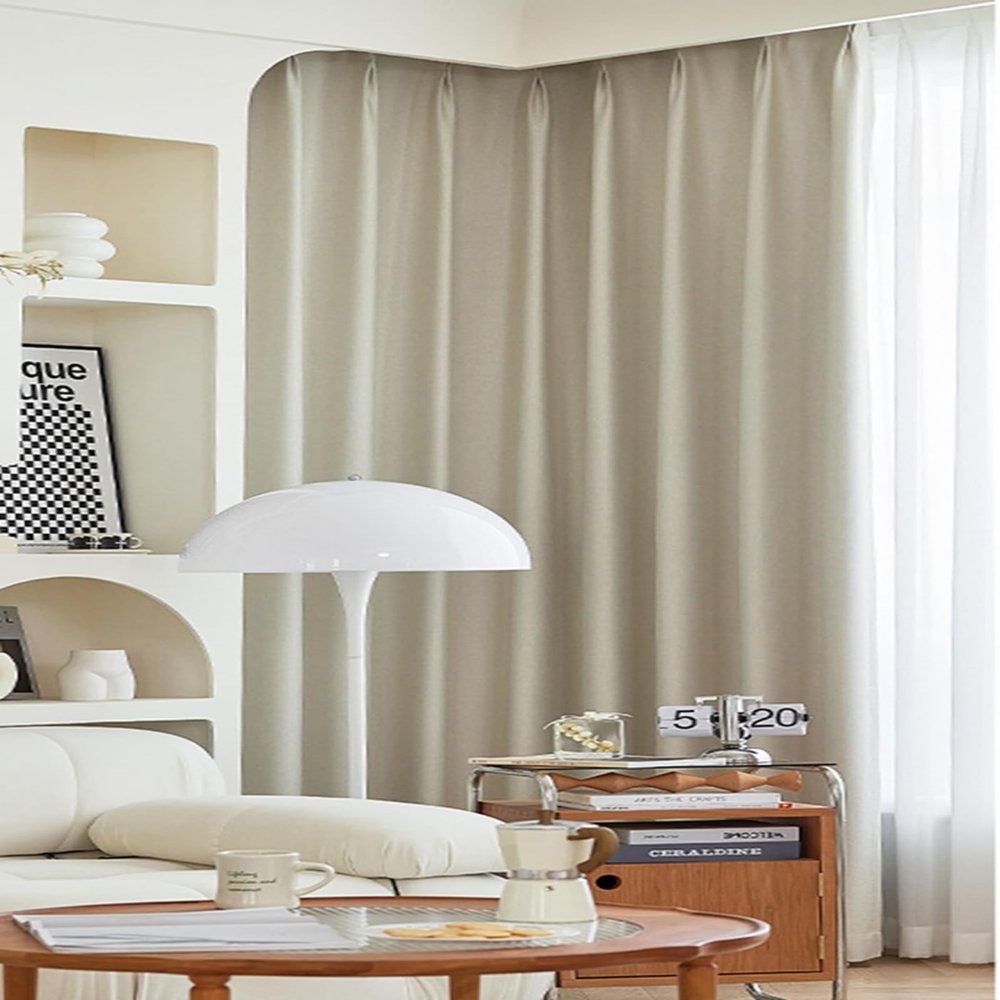Daesar Beige Blackout Curtains for Kids’ Room, Opaque 2-Piece Set, 107 x 138 cm