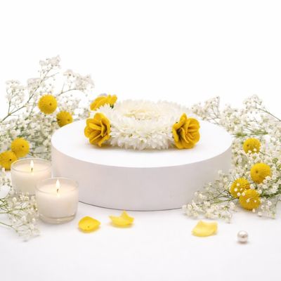 KULIA Gajra Hair Accessory, 1-Piece Traditional Indian Floral Hair Adornment