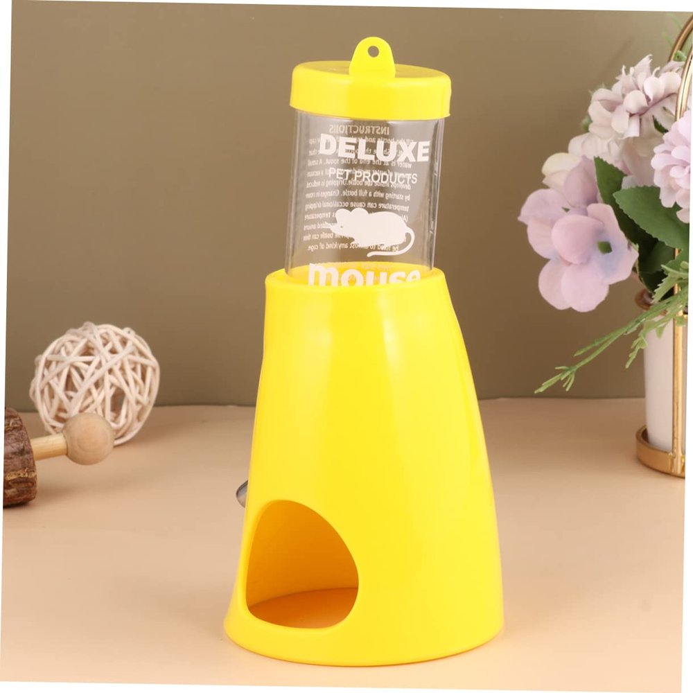 BELLIFFY Small Animal Hideaway Water Bottle