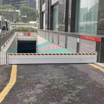 DLAZUM Flood Barrier for Street-Level Basements and Garages, Removable Temporary Dam with Reflective Warning Strip, Aluminum Water Stopper Panel, H 40 cm x L 76 cm