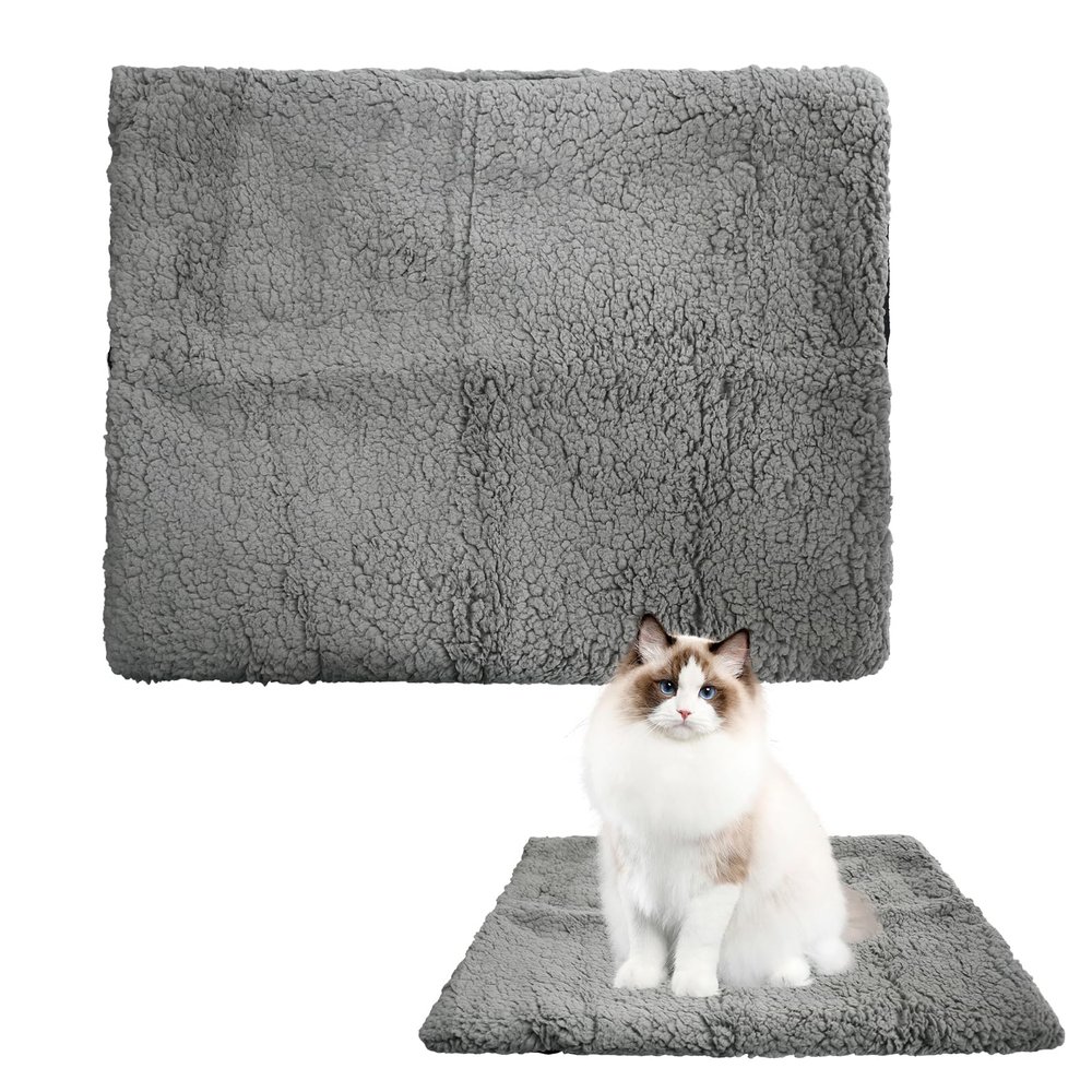 Aomhrek Warm Pet Blanket for Dogs and Cats