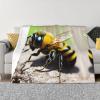 Little Bee Cute Fashionable Flannel Blanket, 127.7 x 101.6 cm view 3