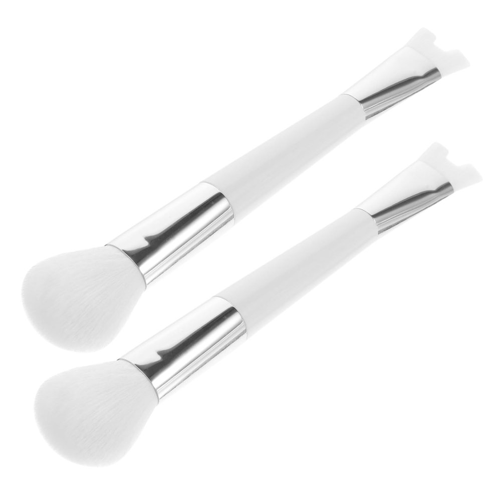 Double-Sided Silicone and Nylon Nose Contour Brush, White