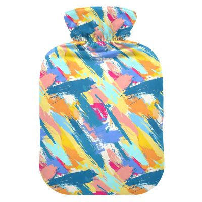 2 L Hot Water Bottle with Soft Plush Cover, Abstract Brush Pattern