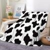 Cozy Blanket 150 x 200 cm, Cow Print, Sherpa Fleece view 3