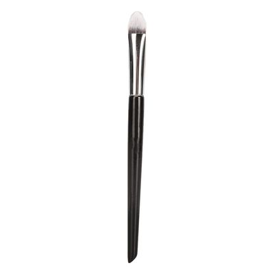 Triangle-Head Concealer and Highlighter Makeup Brush