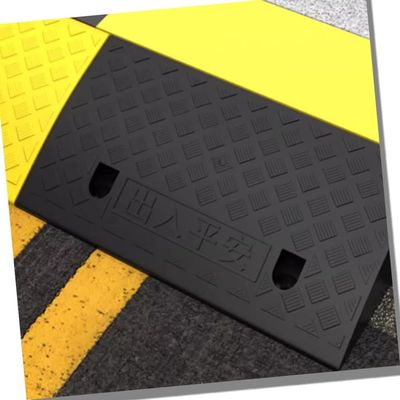 Rubber Ramp for Scooters, Cars & Trucks, Heavy-Duty Non-Slip Wheelchair Ramp