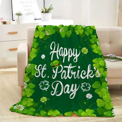 fifbird St. Patrick’s Day Throw Blanket for Babies and Toddlers, Small Green Shamrocks, Soft Plush Fleece