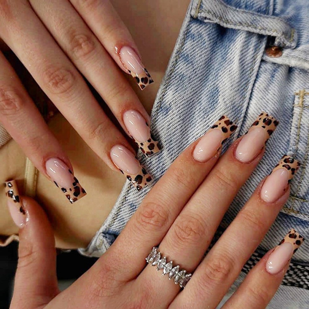 Leopard Print Long Coffin Press-On False Nails with File