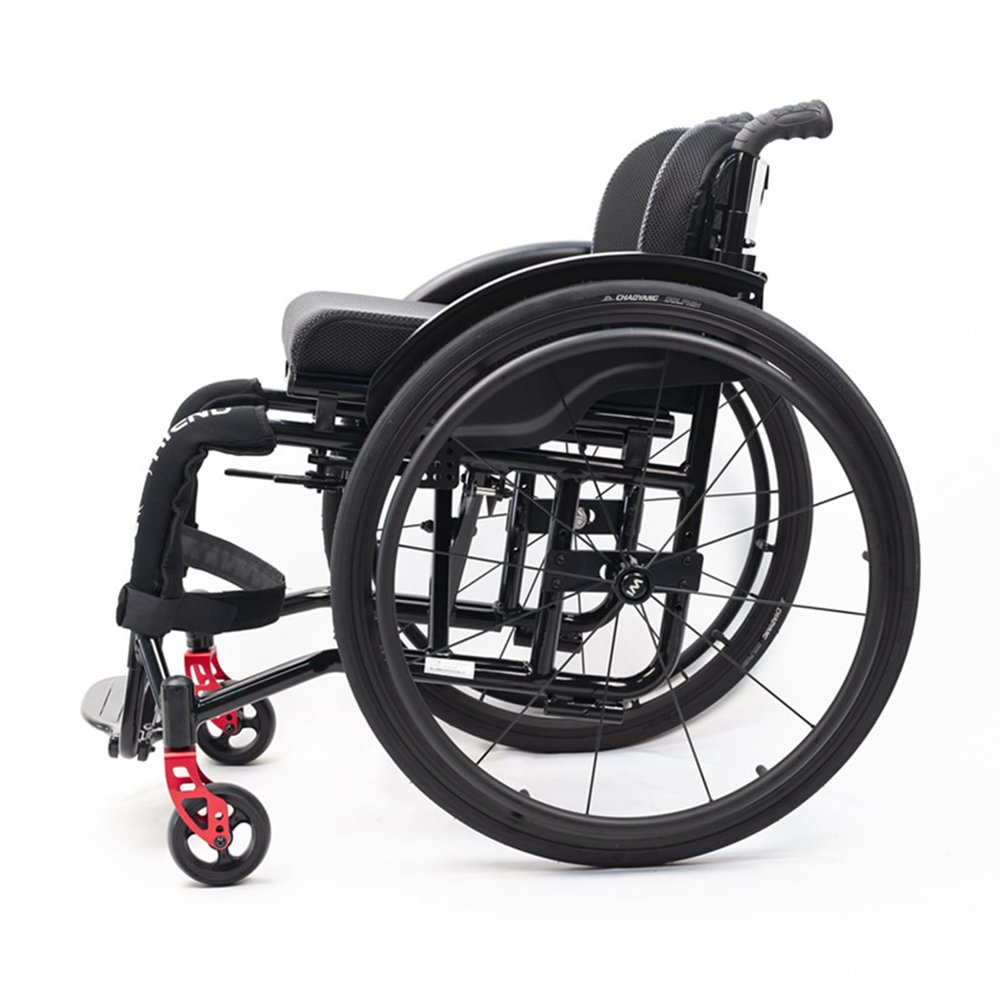 Sports and Recreational Wheelchair, Large All-Terrain Wheelchair for Adults with Disabilities, Foldable, Portable, Self-Propelled, 38 cm, Black