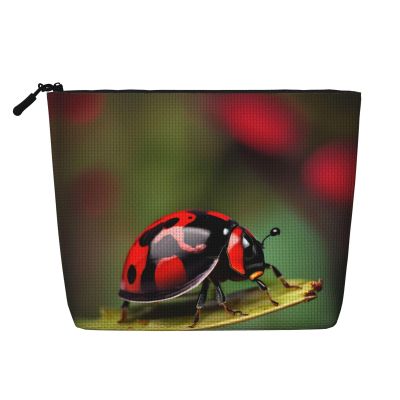 YQxwJL Black Makeup Bag with Red Ladybug Motif