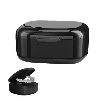 Denture Case with Sieve