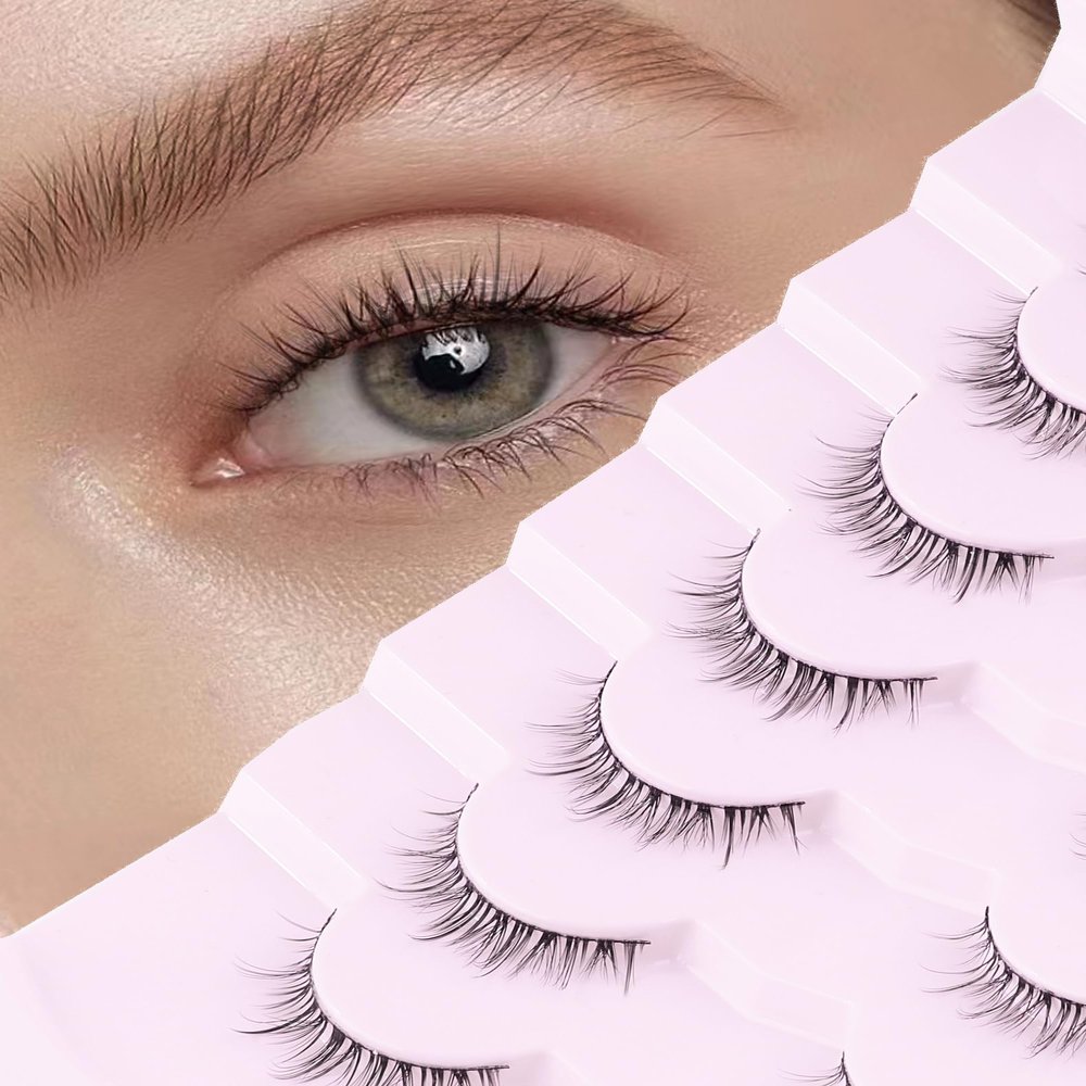 D15 Natural-Looking False Lashes, 7 Pairs