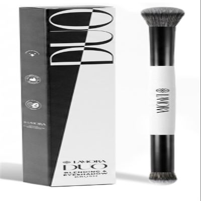 Lamora Double-Sided Makeup Brush for Blending Eyeshadow
