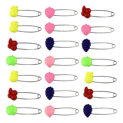 SHERCHPRY 50-Piece Plastic Safety Pins and Diaper Clips with Secure Closures, Portable and Lightweight for Baby Clothing and Crafts, Random Styles