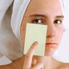 FRCOLOR Oil-Absorbing Facial Blotting Papers, Removes Excess Sweat and Oil, Portable Individual Sheets view 4
