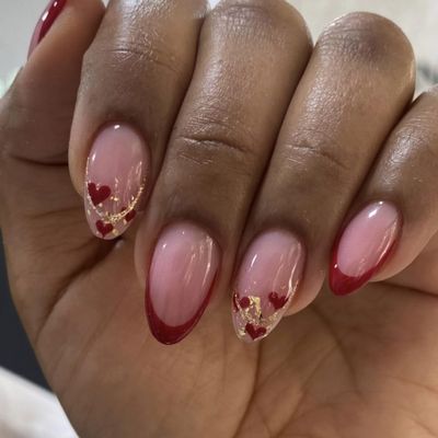 XAGMODSHN Short Almond Press-On Nails with Heart French Tips, Glitter Finish, 24 Pieces