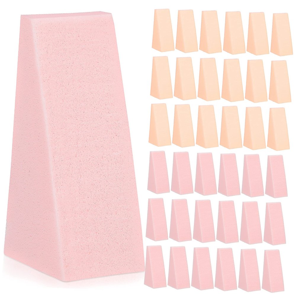 96 Triangular Makeup Sponges for Precise Application