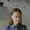 SHERCHPRY New Year's Champagne Flute-Shaped Glitter Headbands view 4