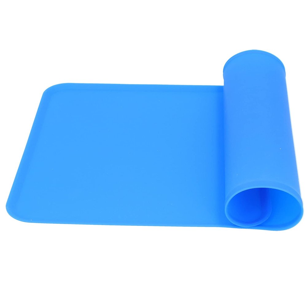 Leakproof Silicone Pet Feeding Mat - Non-Slip, Raised Edge, Dishwasher Safe (#4)