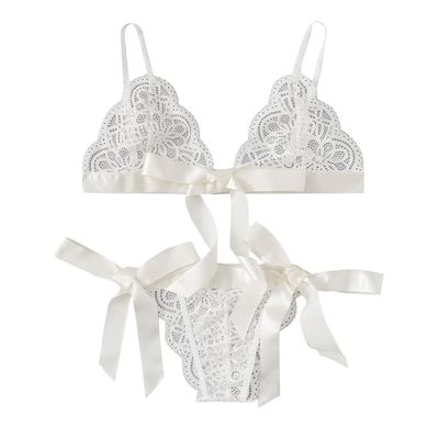 Women's Sexy Plus-Size Floral Embroidery Lingerie Set with Underwire Bra and G-String