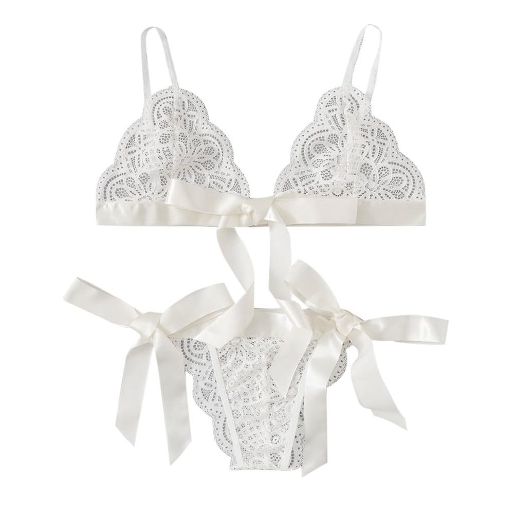 Women's Sexy Plus-Size Floral Embroidery Lingerie Set with Underwire Bra and G-String