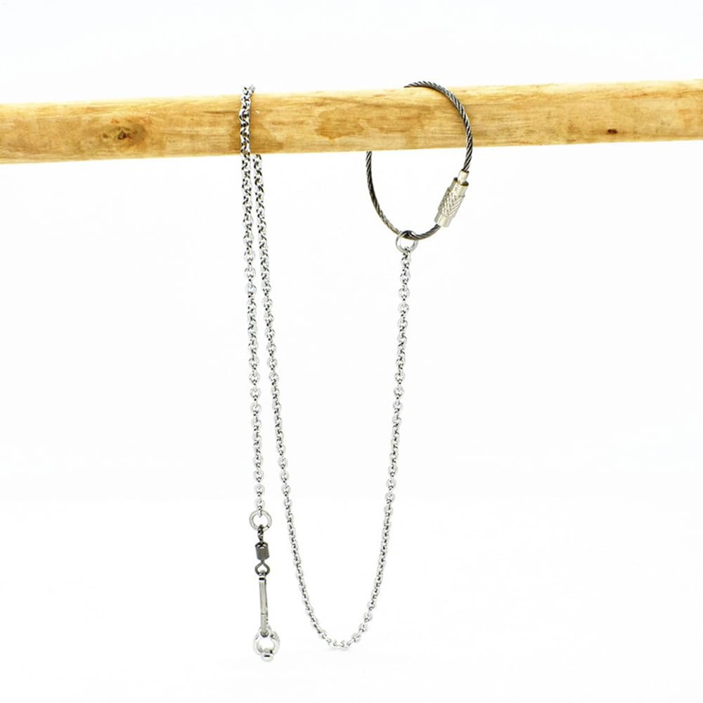 Adjustable Parrot Restraint Device