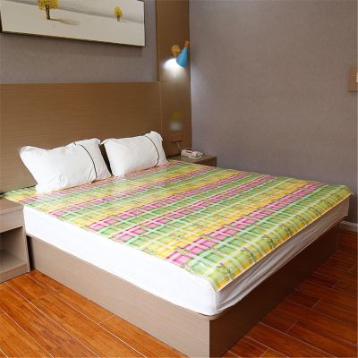 KANLVU Reusable Waterproof Bed Pads for Adult Incontinence, Washable Pee Pads for Sofa and Mattress, 200 x 200 cm, Leaf