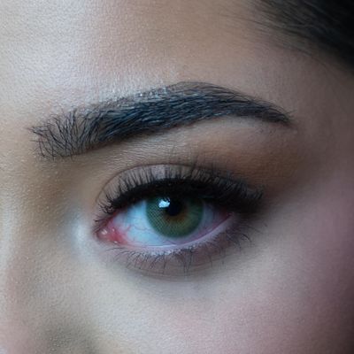 Realistic Colored Contact Lenses | Buzios Green | Yearly Lenses, 14.2 mm Diameter, 2 Lenses (14.6 mm, -4.00 Diopters)