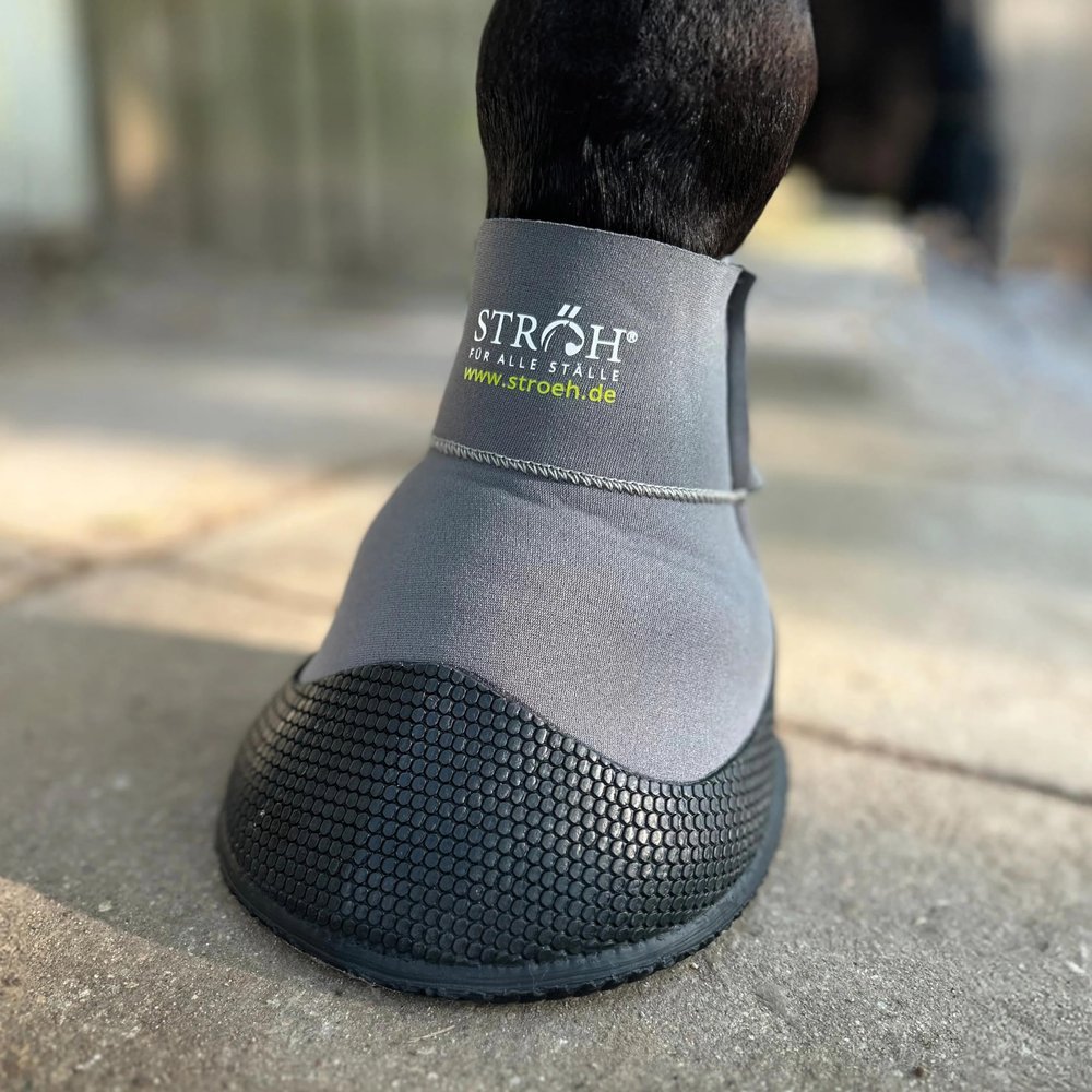 STRH Recovery Horse Boot - Neoprene Stretch Material - Size 2