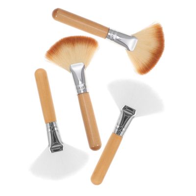 SHERCHPRY 4-Piece Powder Makeup Brush Set with Nylon Bristles and Wooden Handles