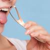 Tongue Scraper, Portable Non-Slip Fan-Shaped Cleaning Tool for Bad Breath view 3