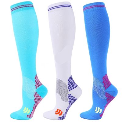RRYPBOVG Men's Compression Socks, 3 Pairs, for Varicose Veins, Running, Cycling and Soccer (3MIX-156-13, S-M)