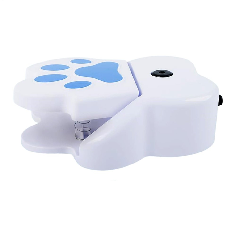 Dog Water Fountain – Step-Activated, Paw-Operated Outdoor Dispenser