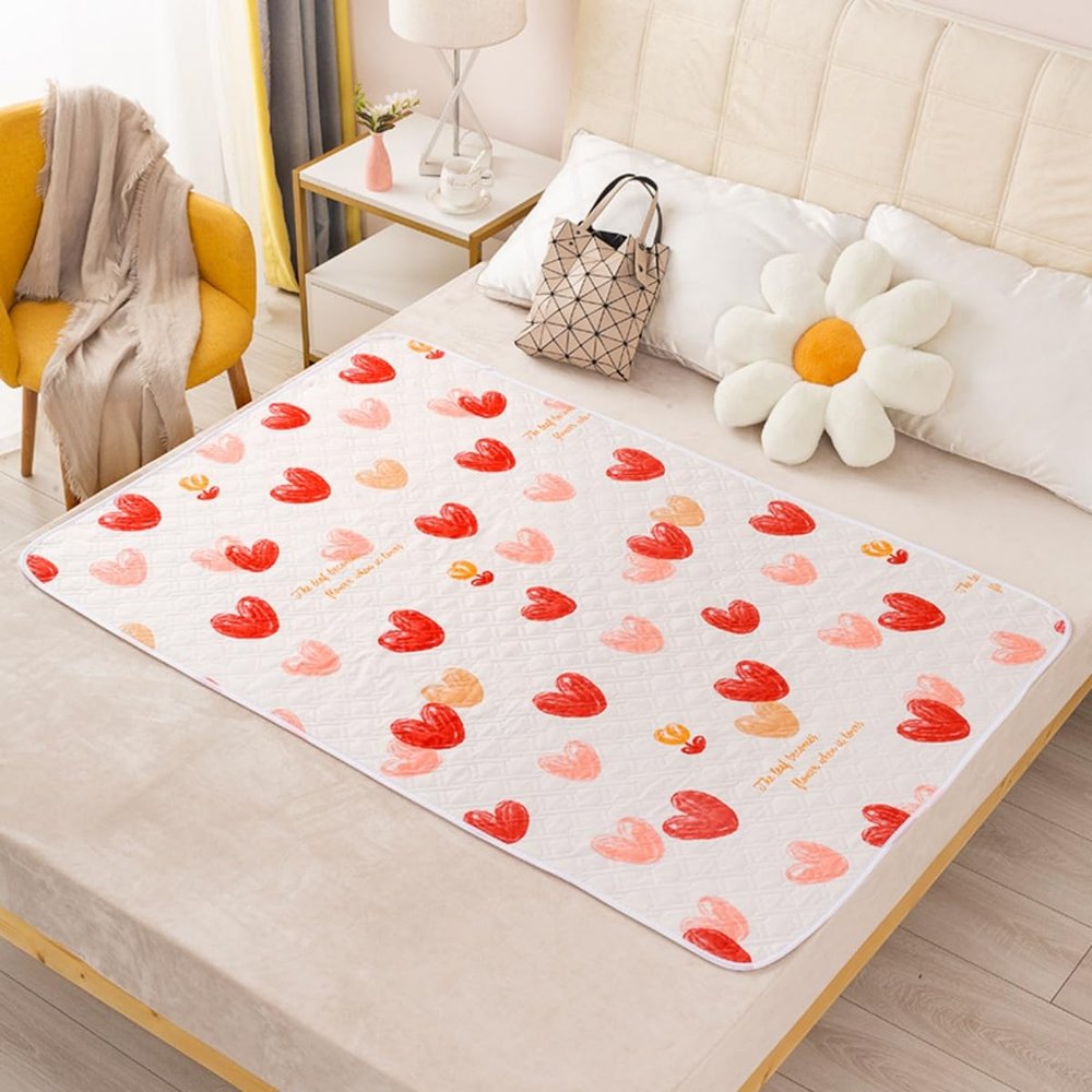 Hearda Washable Incontinence Bed Pad, Quilted Waterproof Mattress Protector, Love, 80 x 120 cm