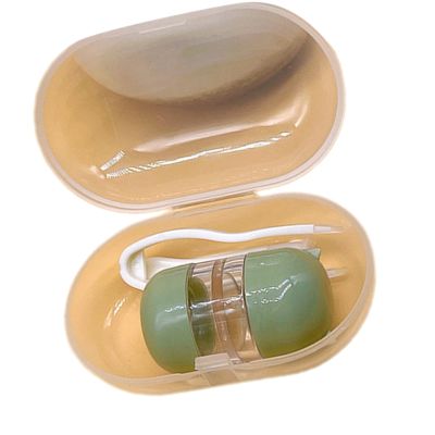 LAIOUSN Contact Lens Case for Daily Use, Transparent, Small Case for Safe Lens Insertion and Removal, Travel-Friendly, Green