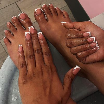 NICENEEDED 48-Piece Square Press-On Nail Set, Medium, White French Tip Fingernails and Toenails, Glossy Pink Reusable Fake Nails
