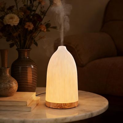 Cavir Essential Oil Diffuser, 100 mL Aromatherapy Cool-Mist Humidifier with 7-Color Lights and 4 Timer Settings