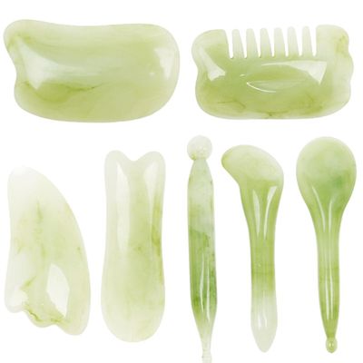 FOMIYES 7-Piece Gua Sha Tool Set Made of Artificial Resin with Smooth Surface and Oil Absorption for Facial Massage and Fascia Treatment, Random Style
