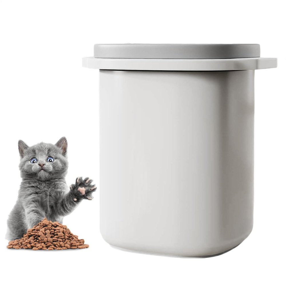 GkgWuxf Airtight Cat Treat Storage Container with Lid