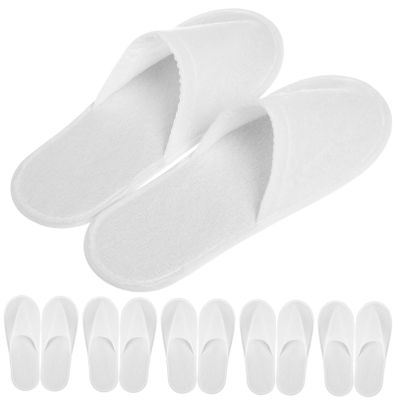 Disposable Spa Slippers, Closed-Toe Hotel Slippers, 12 Pairs, Coral Fleece
