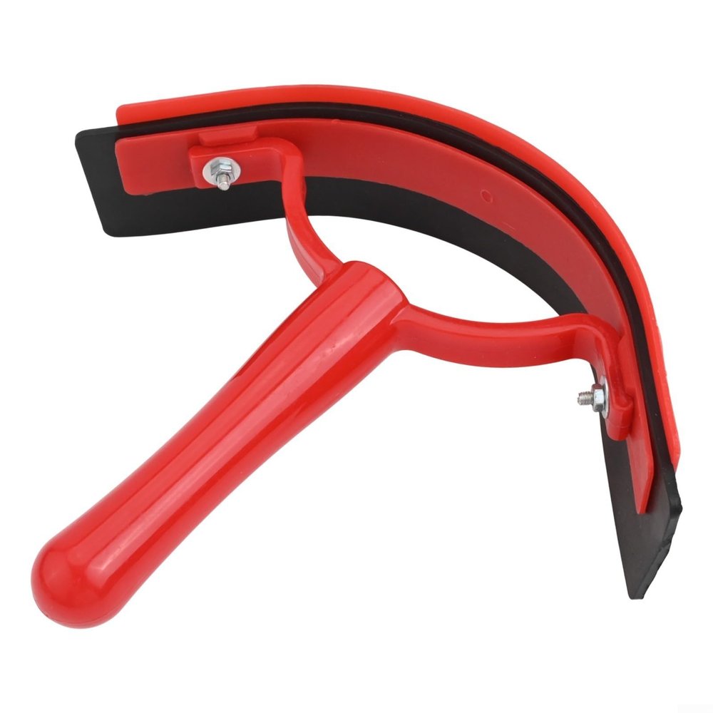 Ergonomic Bathing Tool for Horses